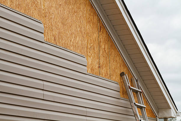 24/7 Emergency Siding Repair experts in Central, TN